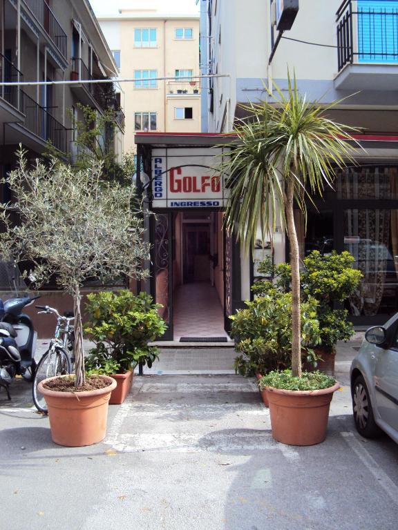 Albergo Golfo Follonica Bagian luar foto