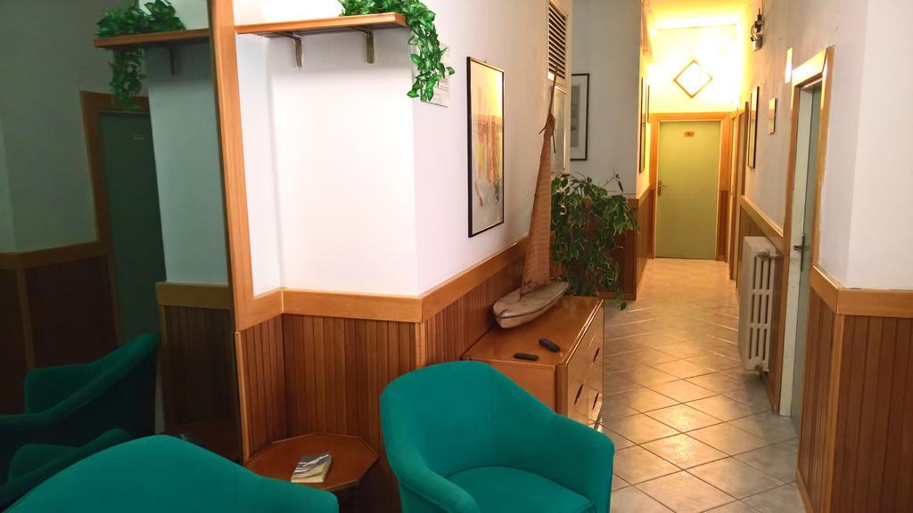 Albergo Golfo Follonica Bagian luar foto