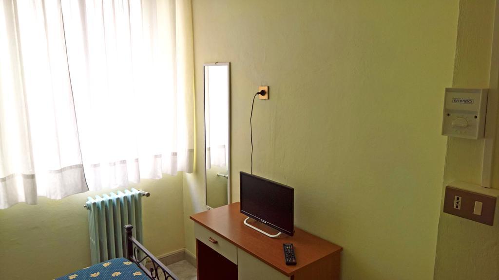 Albergo Golfo Follonica Bagian luar foto