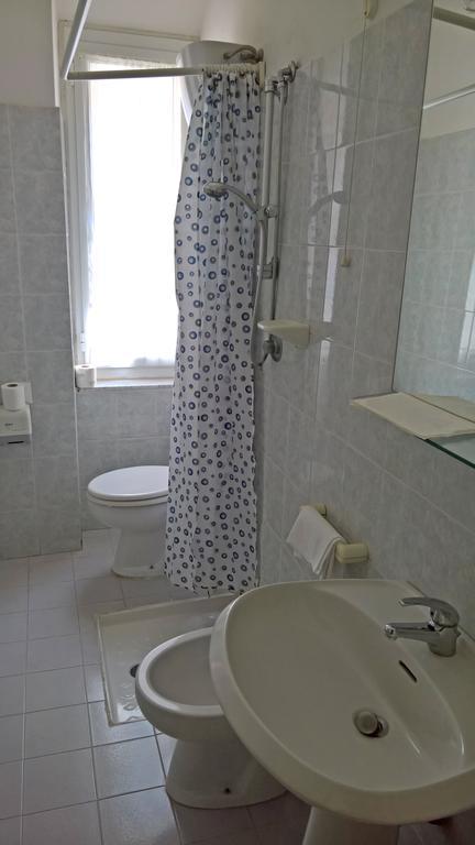 Albergo Golfo Follonica Bagian luar foto