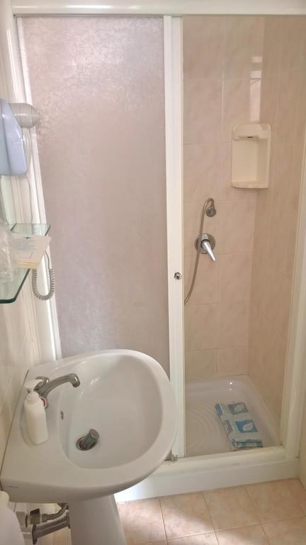 Albergo Golfo Follonica Bagian luar foto