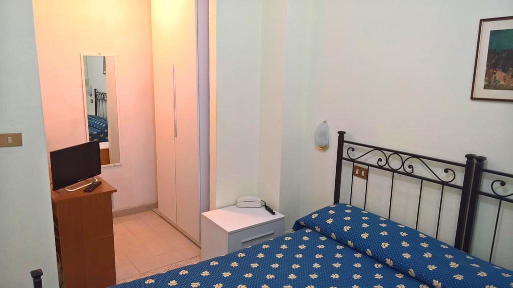 Albergo Golfo Follonica Bagian luar foto