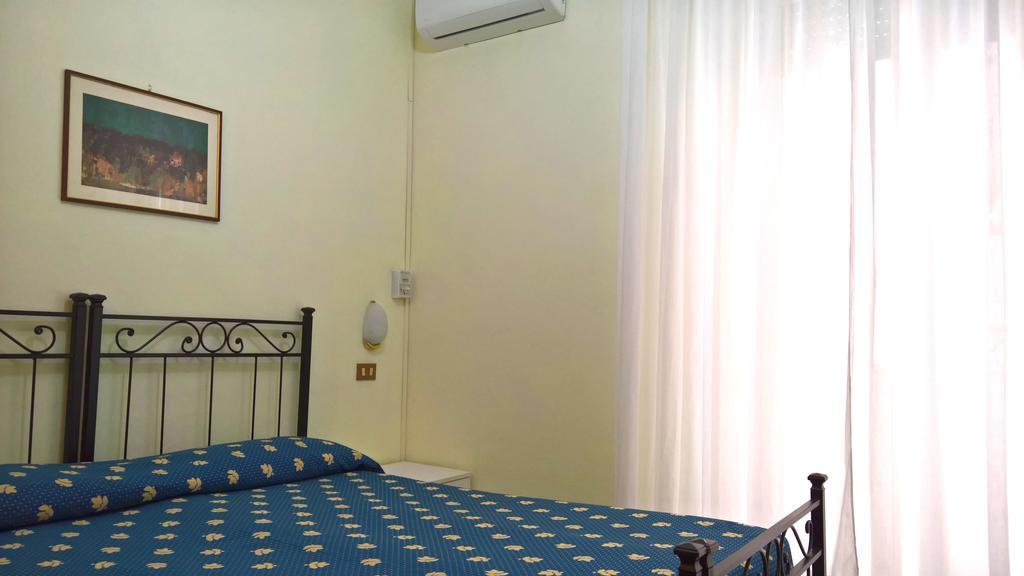 Albergo Golfo Follonica Bagian luar foto